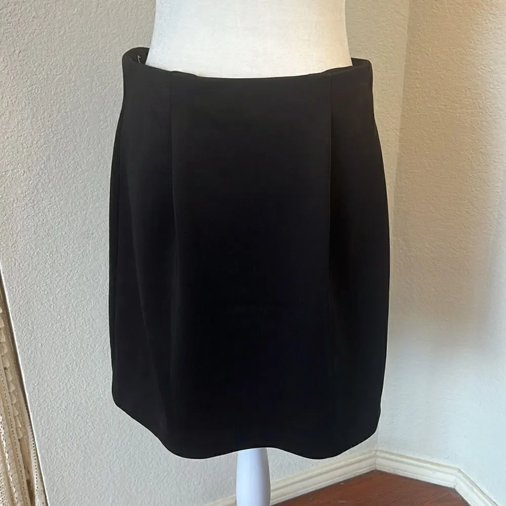 Premise Studio Ladies Pull On Skirt ~ Black ~ Size Medium